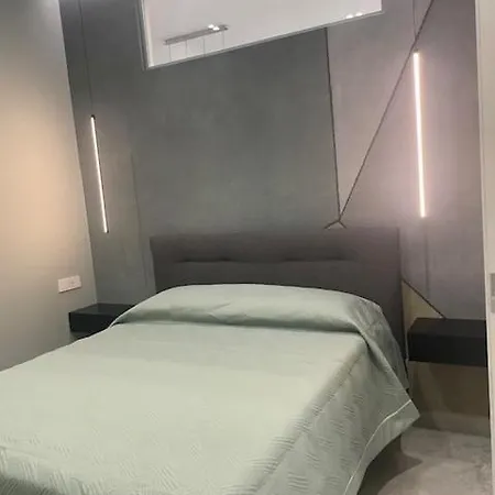 Domus Severiana * Terracina